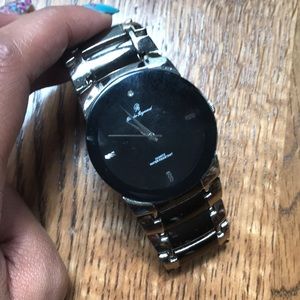 Quartz water resistant watch